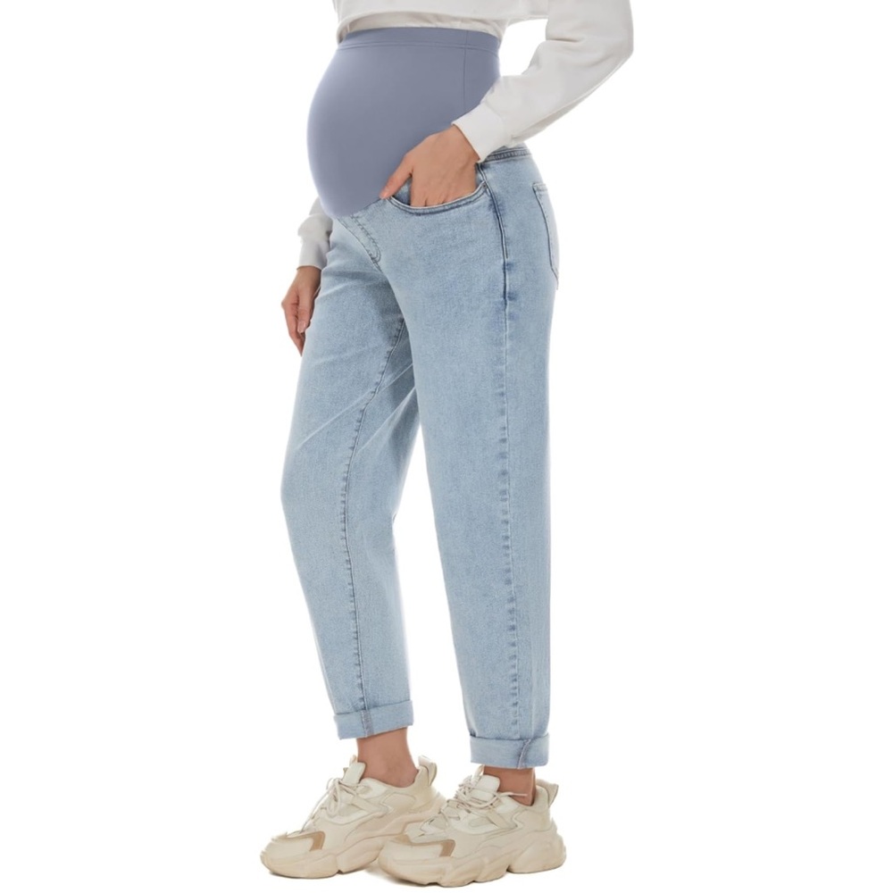 Maternity Jeans | Light Wash